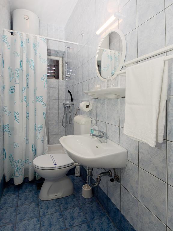 Apartments Dr. Vlasic Podstrana Szoba fotó
